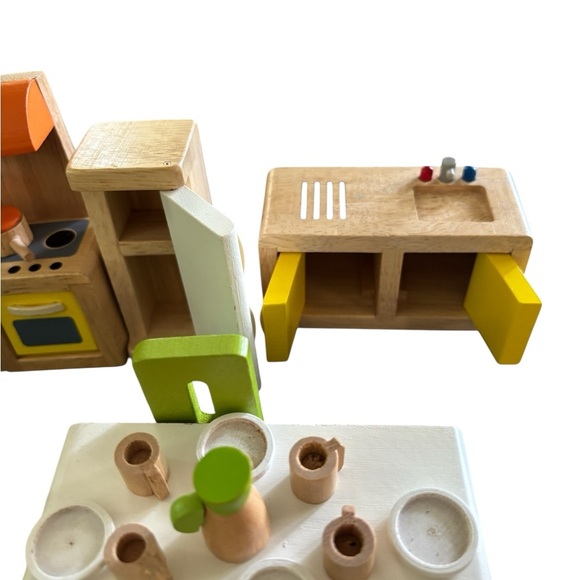 Hape Holding AG 20pc Swiss Wood Minature Doll Kitchen Set Natural Wood Green - Picture 5 of 7